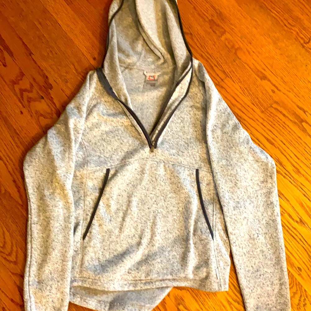 AVALANCHE Pullover Sweater